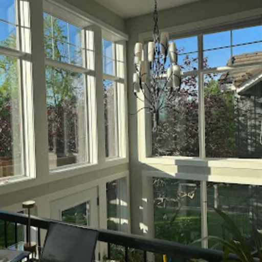 Scenic Glass Cleaning